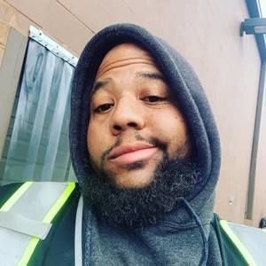 Meet your Posher, Aaron